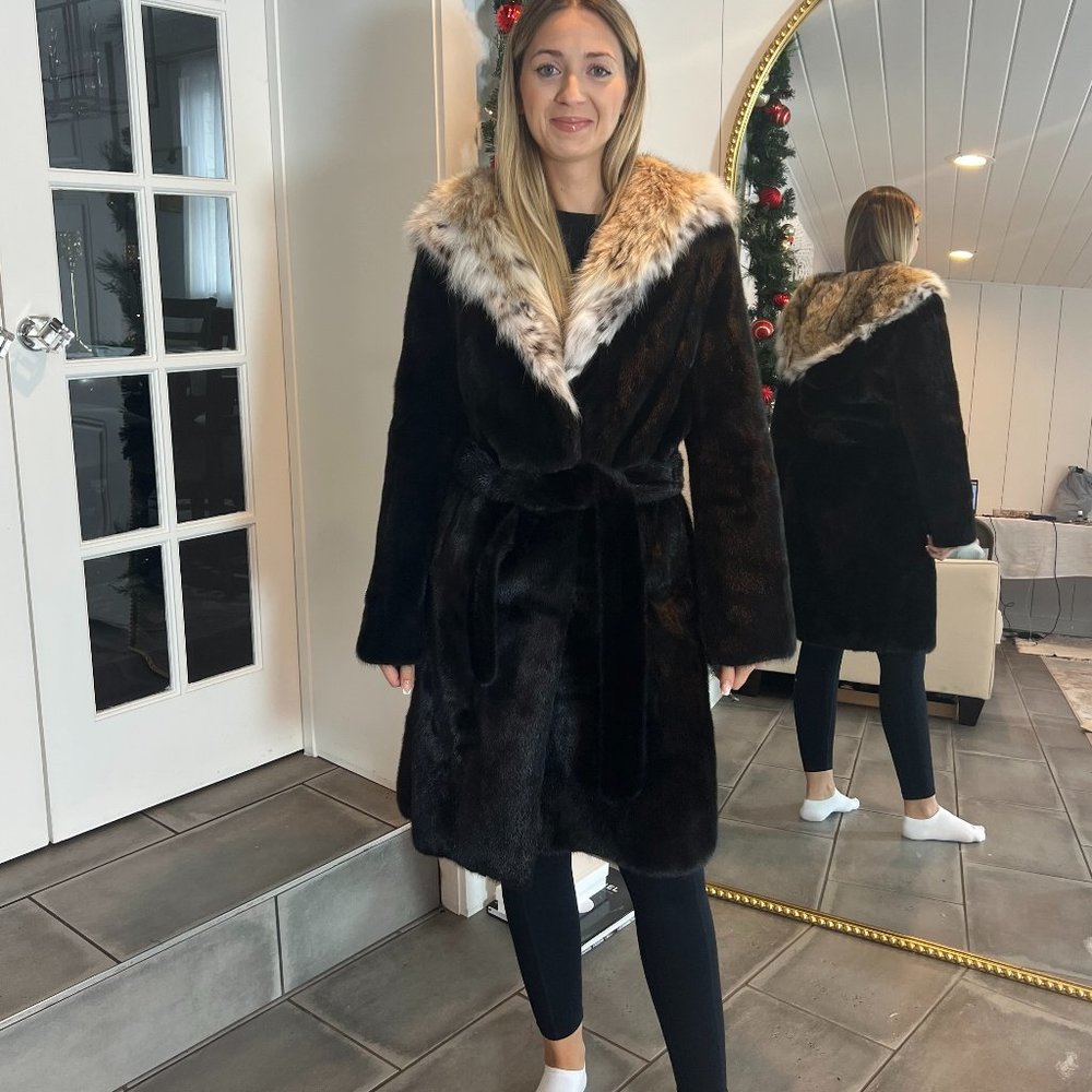 COPY - Skandinavik Fur Black Mink fur coat with Lynx Hood